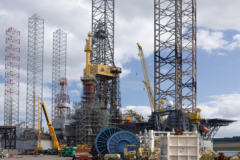 Oil Rig Maintenance at the Port Of Dundee